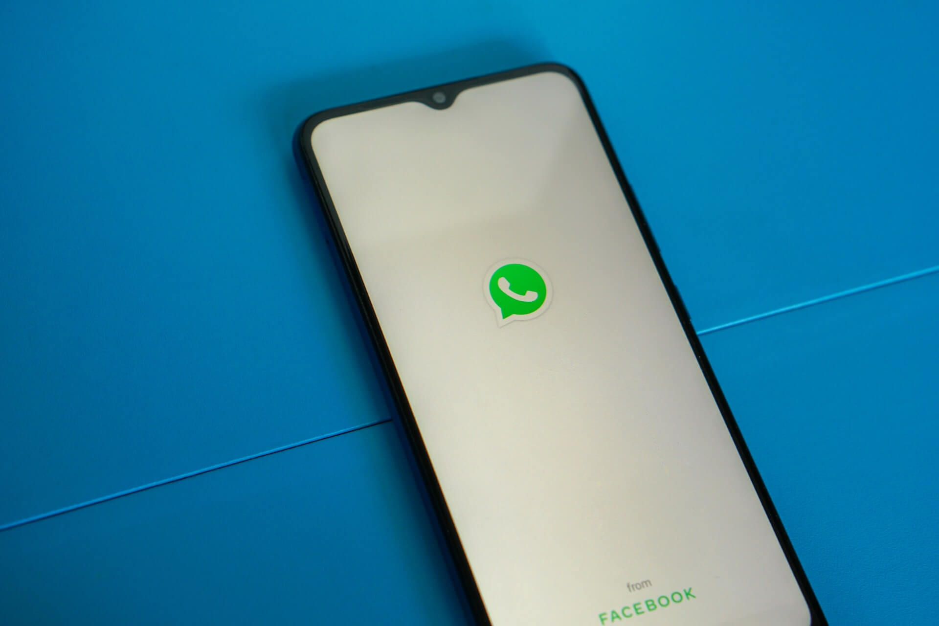 How to Share Facebook Videos on WhatsApp