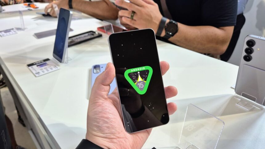 Samsung Pauses One UI 7 Rollout Due to Major Bug Reports