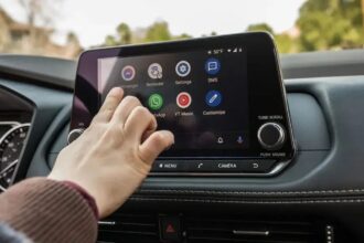 Google Unveils Android Auto and Built-In System Upgrades to Match Apple CarPlay