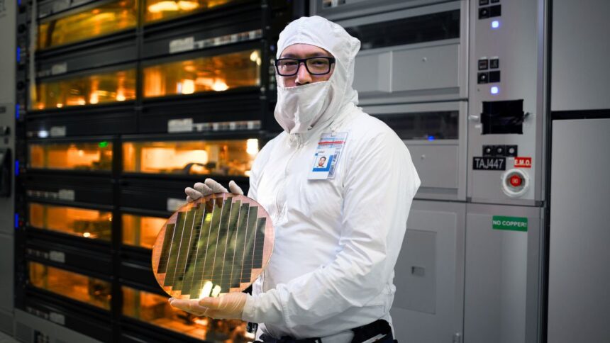 Intel can close a big contract with Nvidia, Microsoft and Google