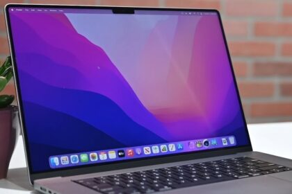 Greg Joswiak Teases 'Powerful' New M5 MacBook Pro on X (Twitter)