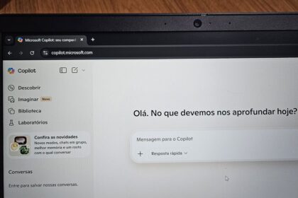 Microsoft Follows ChatGPT and will Remove Copilot from WhatsApp