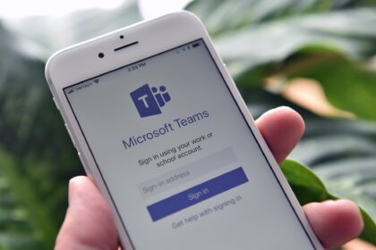 Microsoft to Introduce Live Transcription in Teams Rooms on Android Starting April 2026